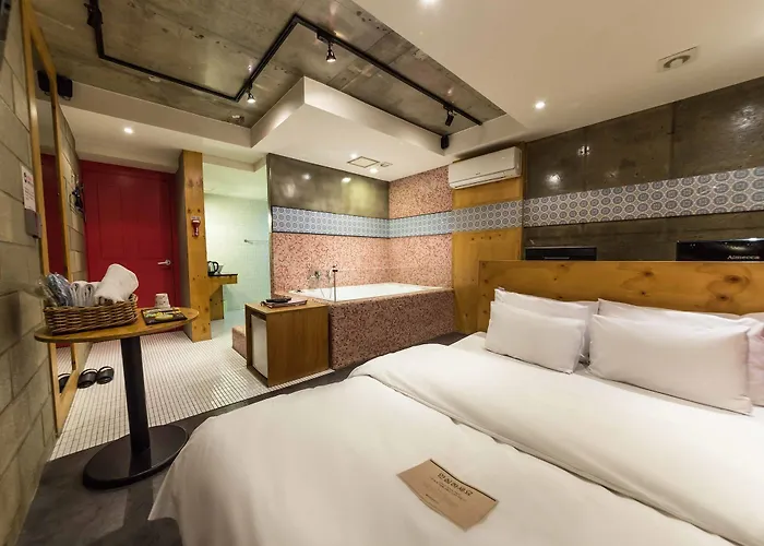 Motel Yaja Yeongdeungpo